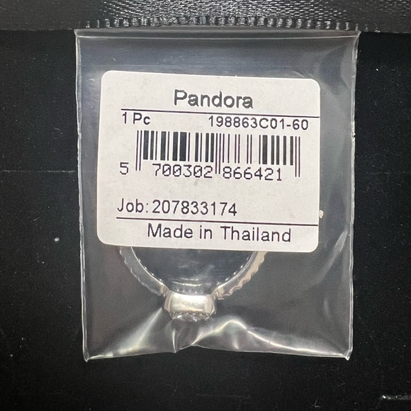 Square Sparkle Halo Ring - Picture 4 of 4